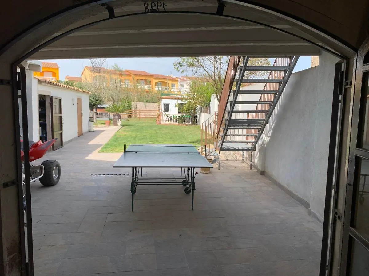 Newly Renovated Large Villa With Garden Castello  D'Empuries